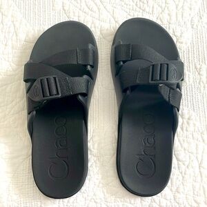 NWOT Chaco Sandals